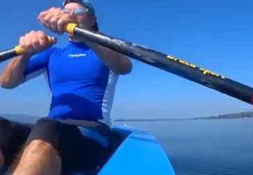 X-Light von Rowing Sport Boats auf rauen Seen